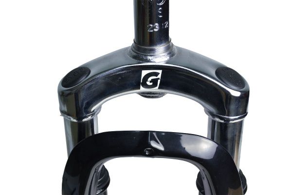 Вилка GRINZ ES 225-2 24"*1.1\8" 200мм, дисковый тормоз, пружина, стальная, безрезьбовая, черная\белая, 2,55кг Вилка GRINZ ES 225-2 24"*1.1\8" 200мм, дисковый тормоз, пружина, стальная, безрезьбовая, черная\белая, 2,55кг